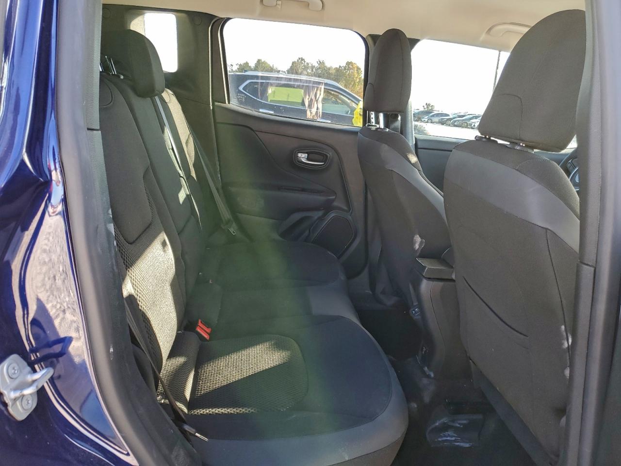 2020 JEEP RENEGADE LATITUDE photo 10