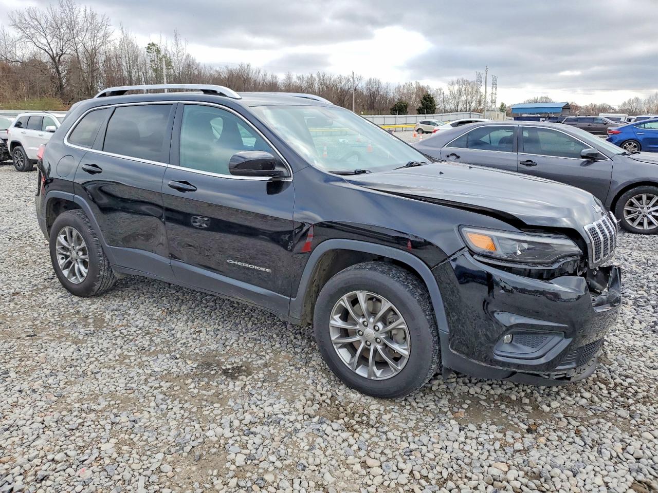 2019 JEEP CHEROKEE LATITUDE PLUS photo 4