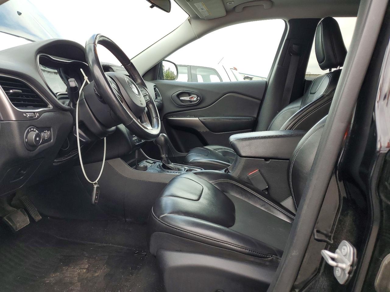 2019 JEEP CHEROKEE LATITUDE PLUS photo 7