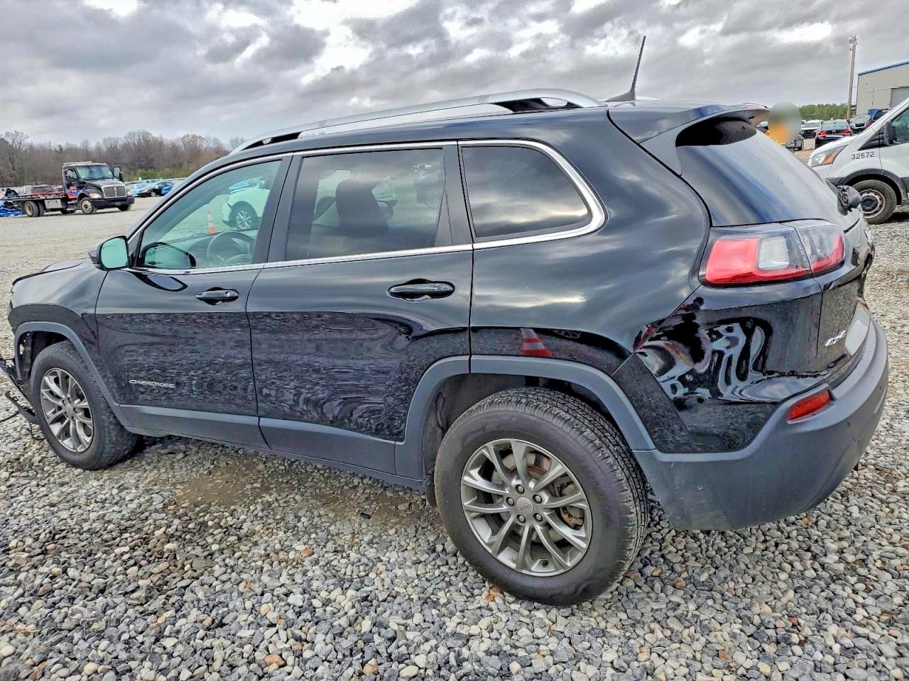2019 JEEP CHEROKEE LATITUDE PLUS photo 2