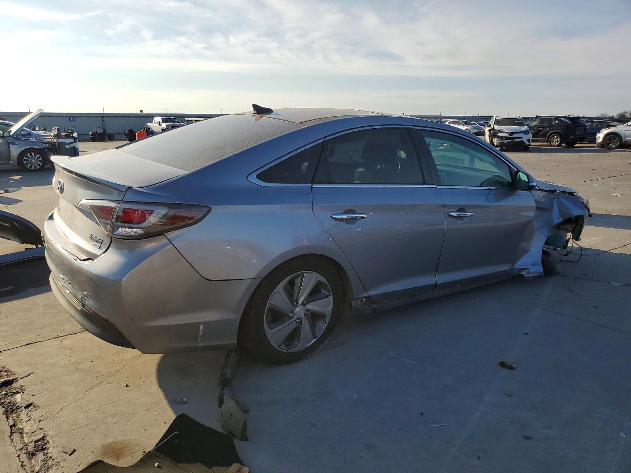 2016 HYUNDAI SONATA HYBRID photo 7