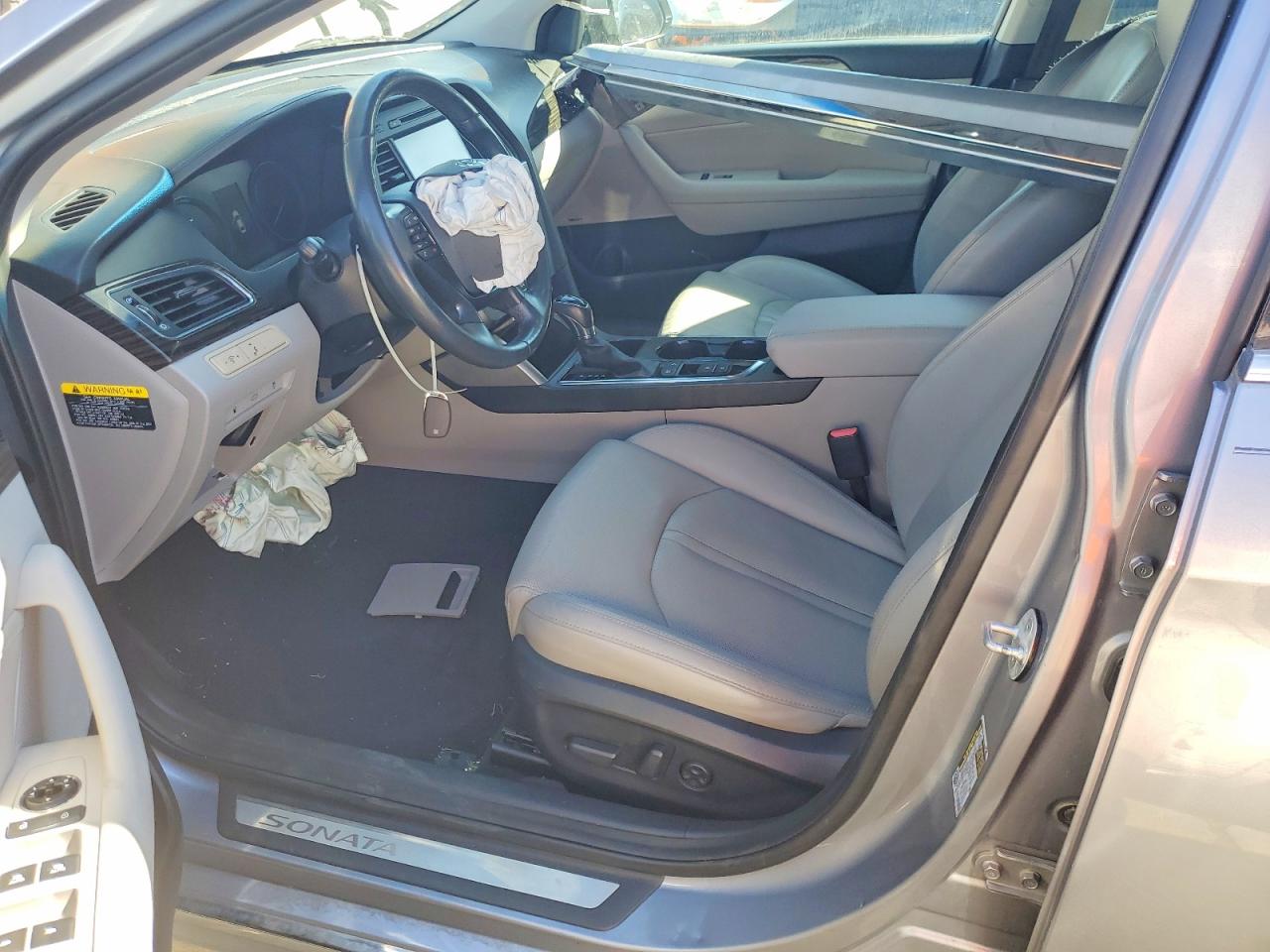 2016 HYUNDAI SONATA HYBRID photo 19