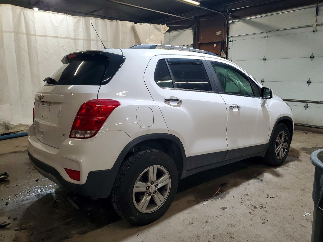 2020 CHEVROLET TRAX 1LT photo 3
