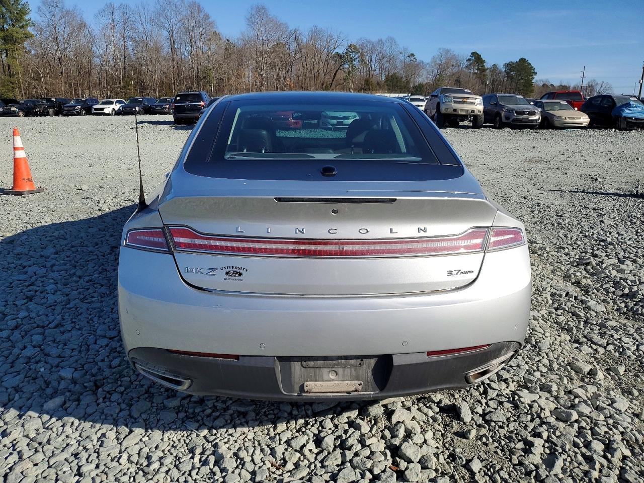 2014 LINCOLN MKZ photo 6