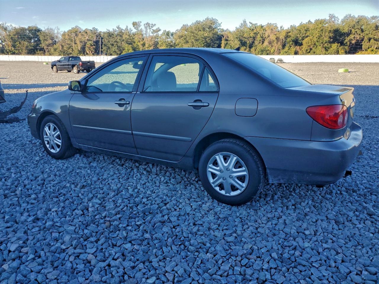 2005 TOYOTA COROLLA CE photo 2