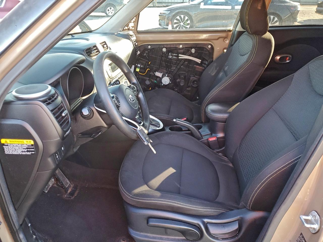 2015 KIA SOUL + photo 7