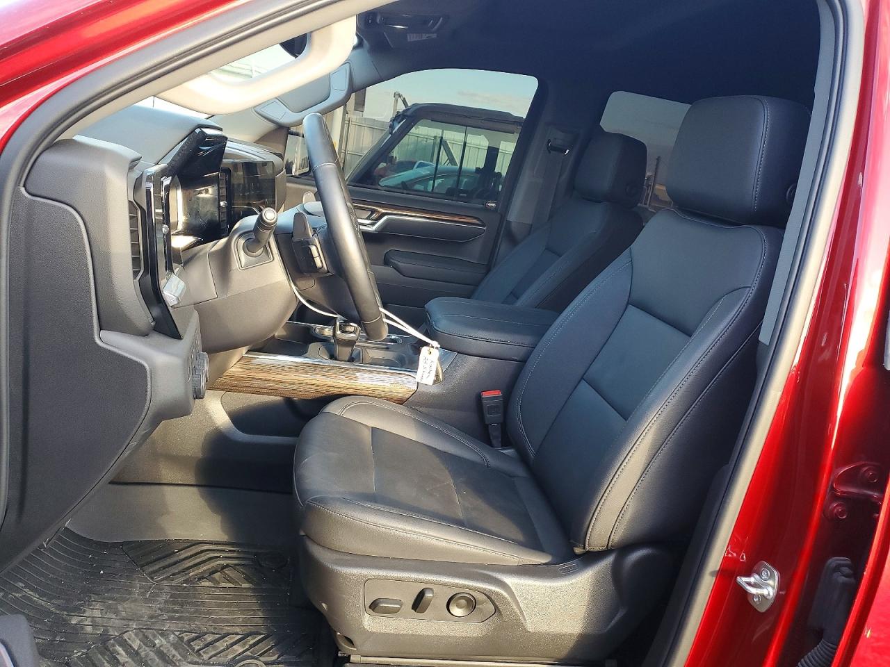 2025 CHEVROLET SILVERADO K1500 LT TRAIL BOSS photo 19