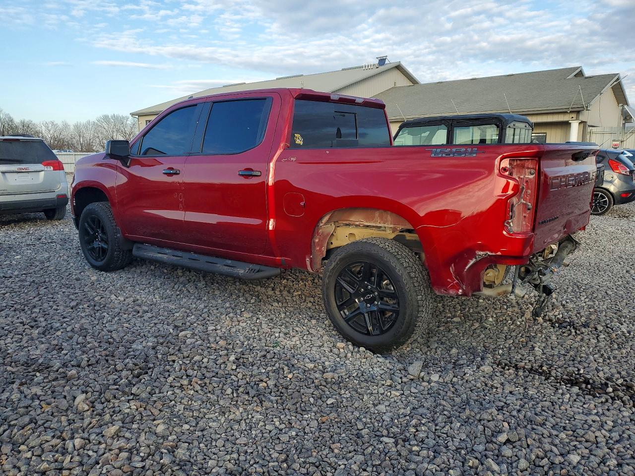 2025 CHEVROLET SILVERADO K1500 LT TRAIL BOSS photo 4