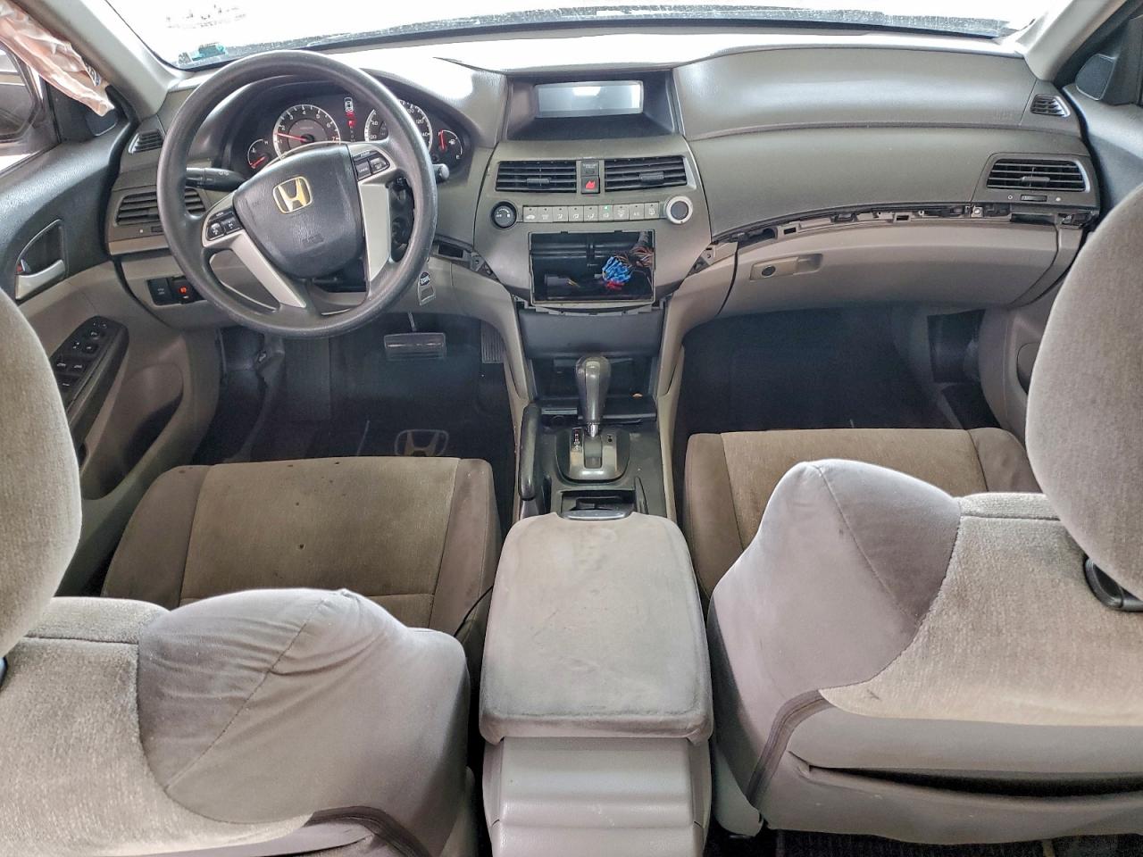 2010 HONDA ACCORD LXP photo 22
