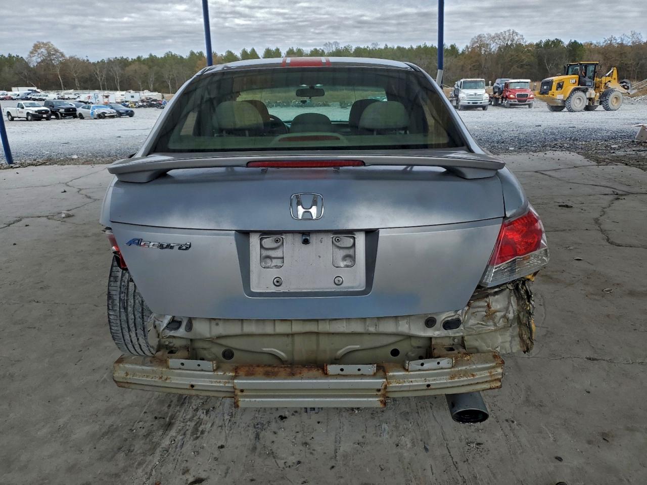 2010 HONDA ACCORD LXP photo 16