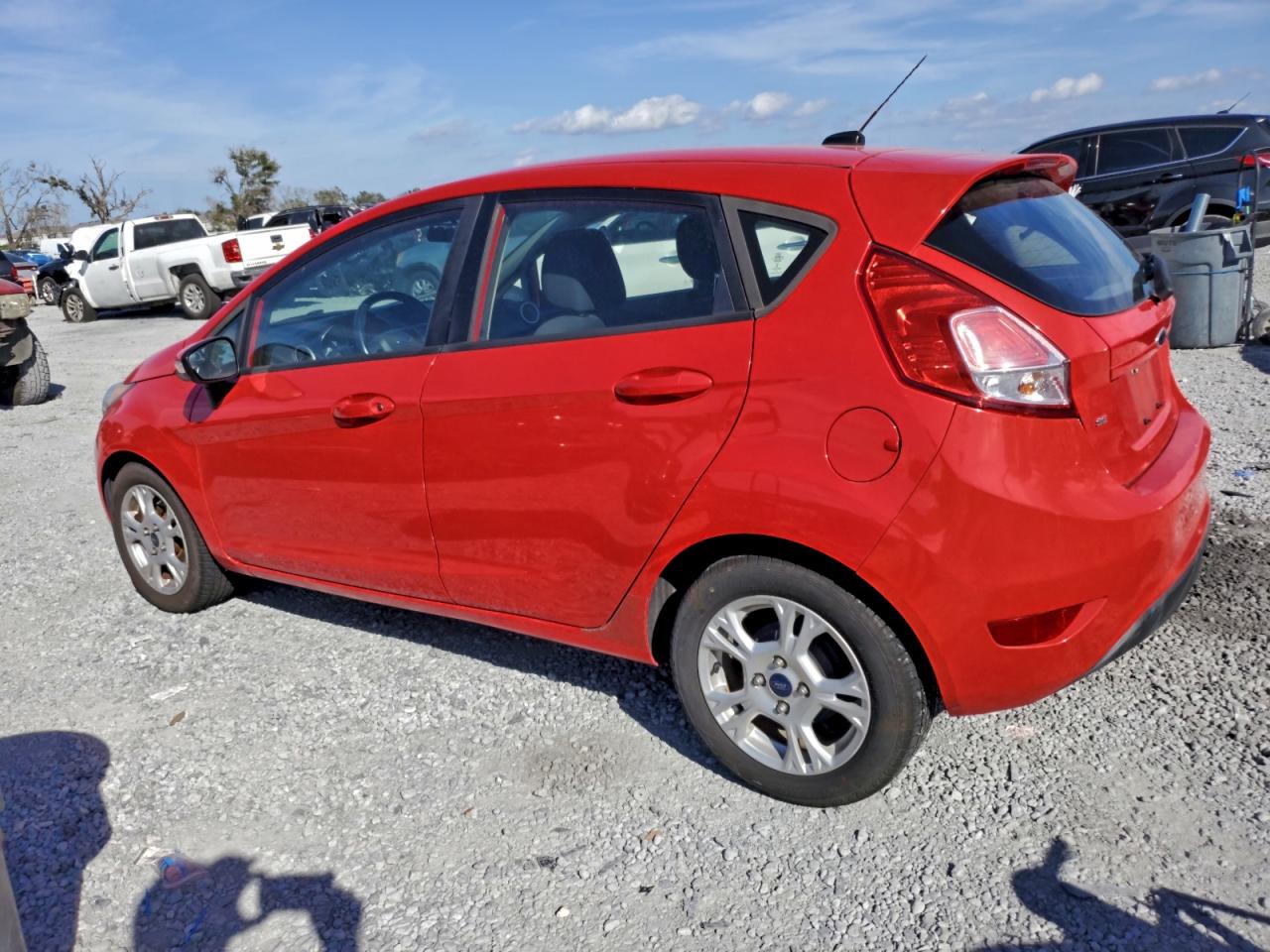 2015 FORD FIESTA SE photo 3
