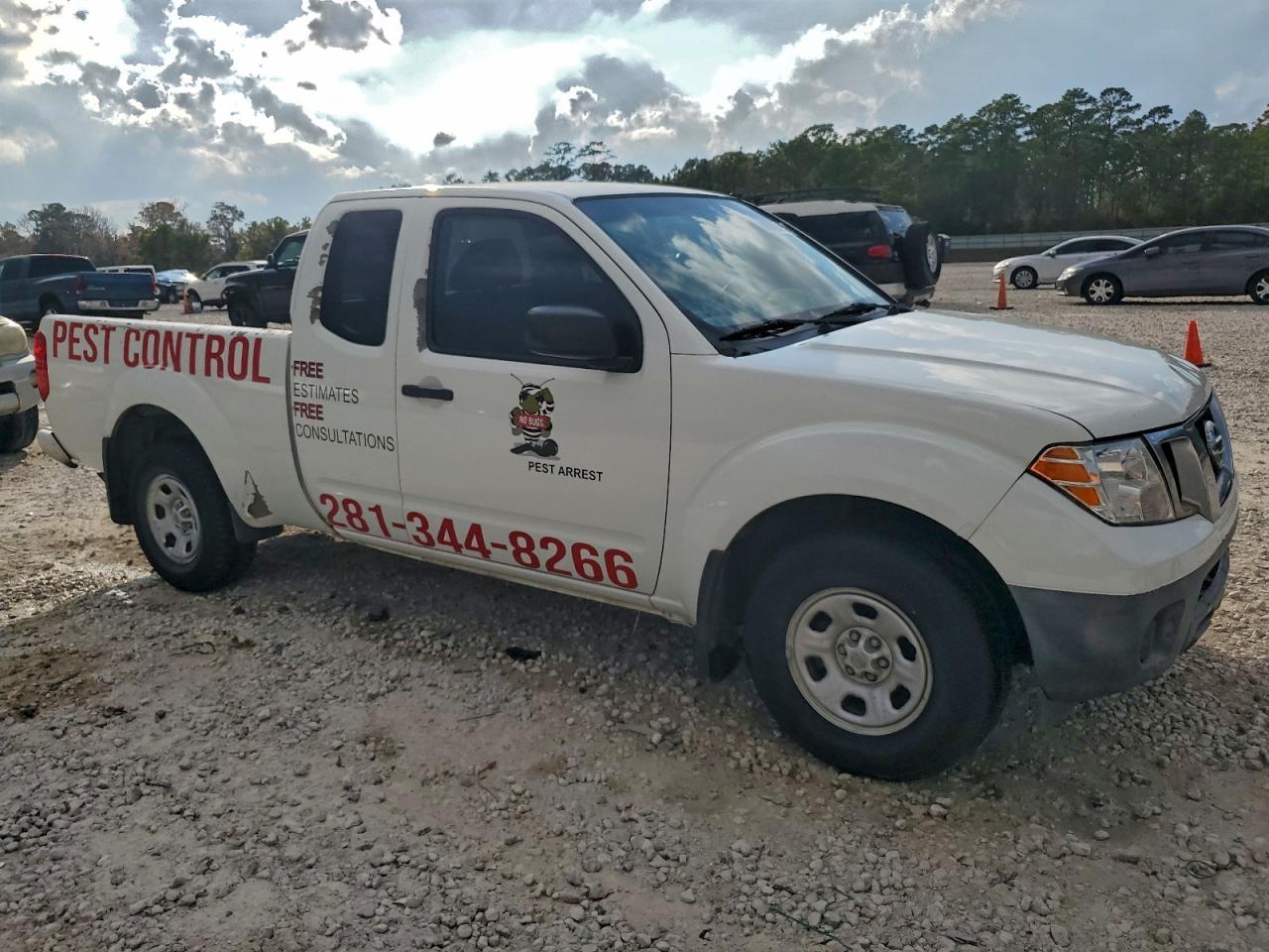 2017 NISSAN FRONTIER S photo 4