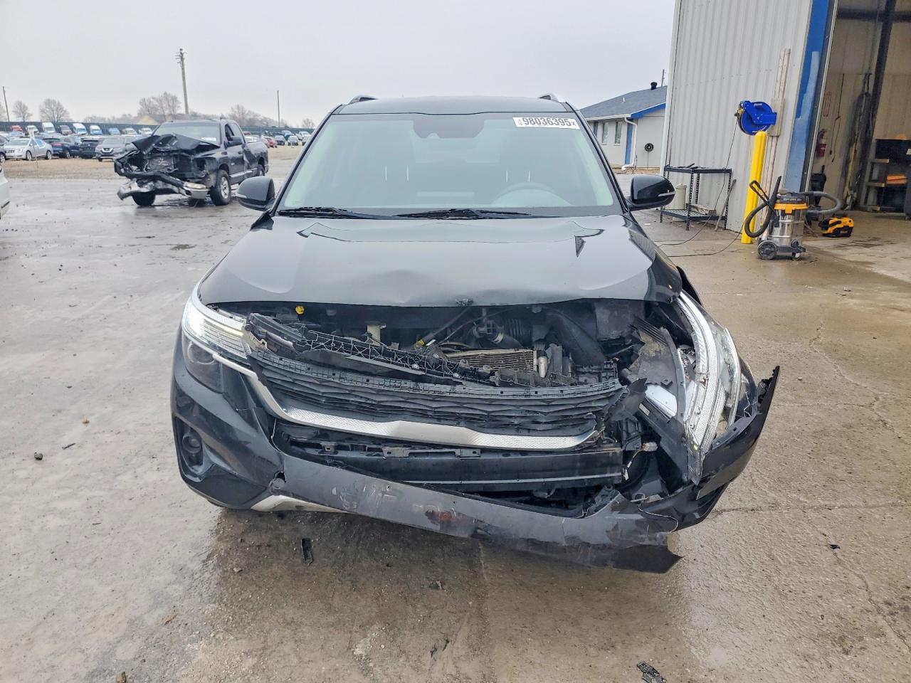 2021 KIA SELTOS S photo 5