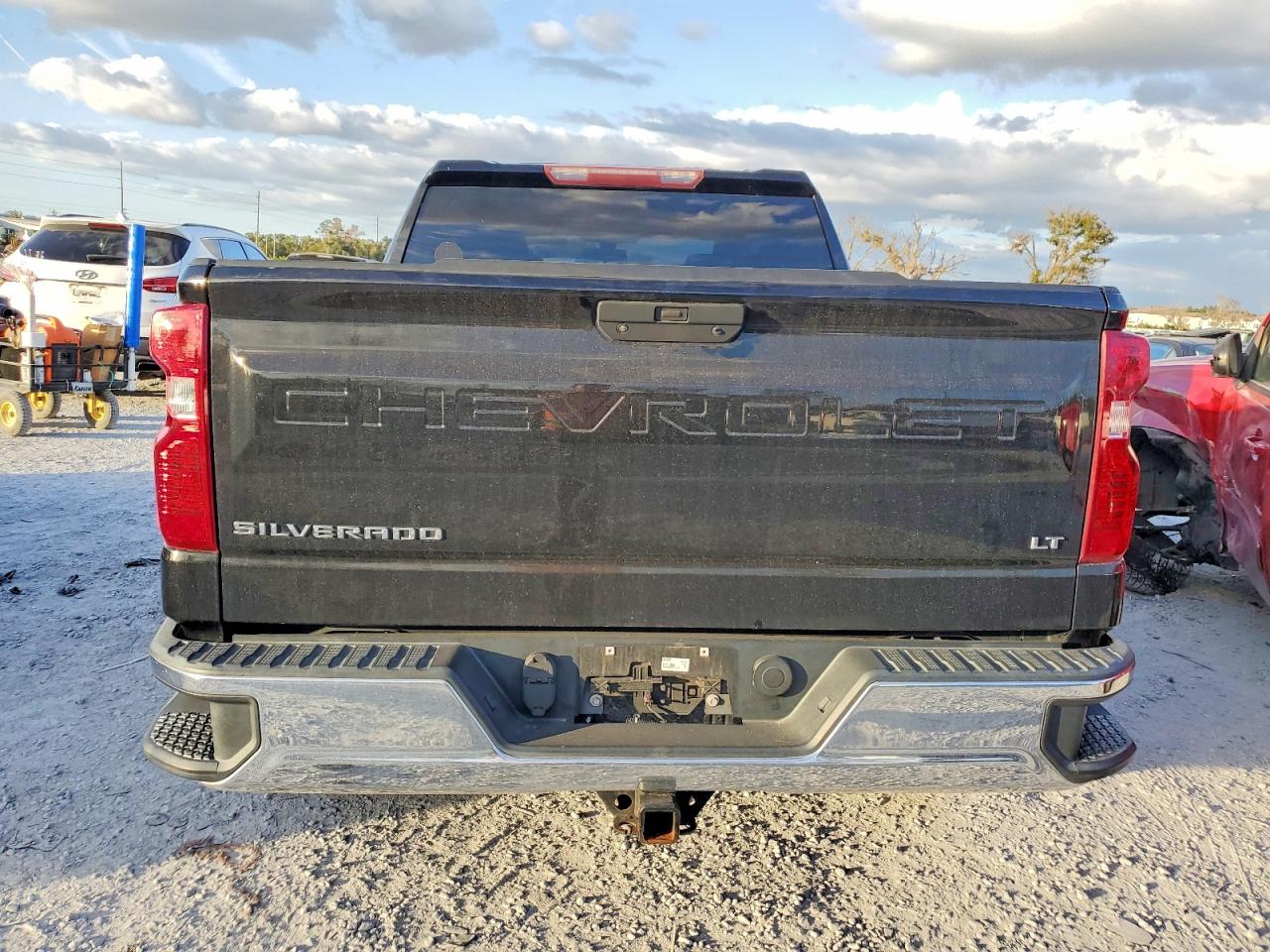 2019 CHEVROLET SILVERADO C1500 LT photo 6