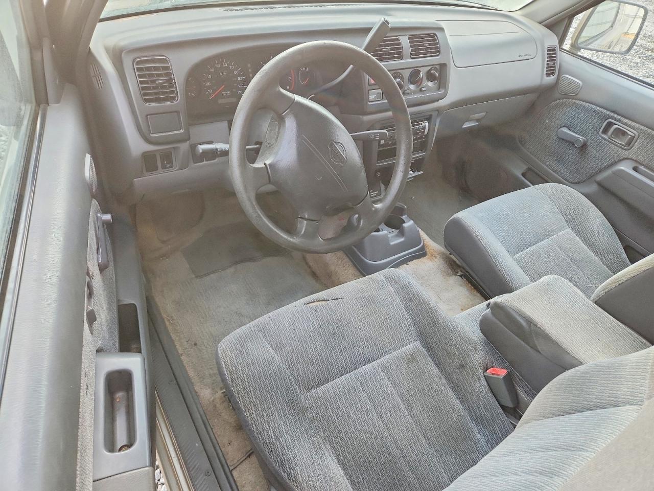 2000 NISSAN FRONTIER KING CAB XE photo 8