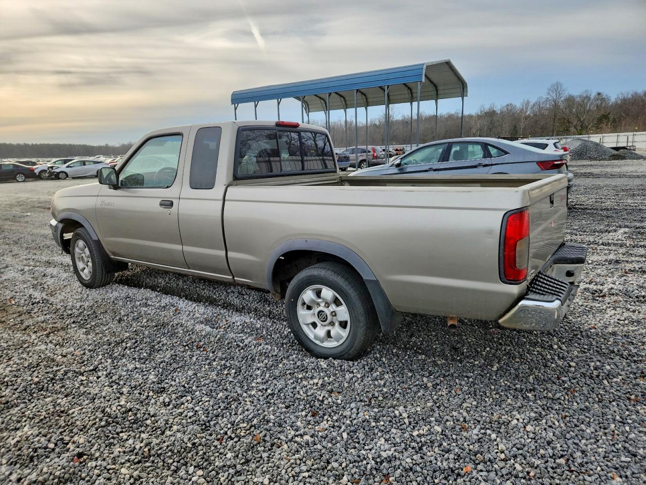 2000 NISSAN FRONTIER KING CAB XE photo 2