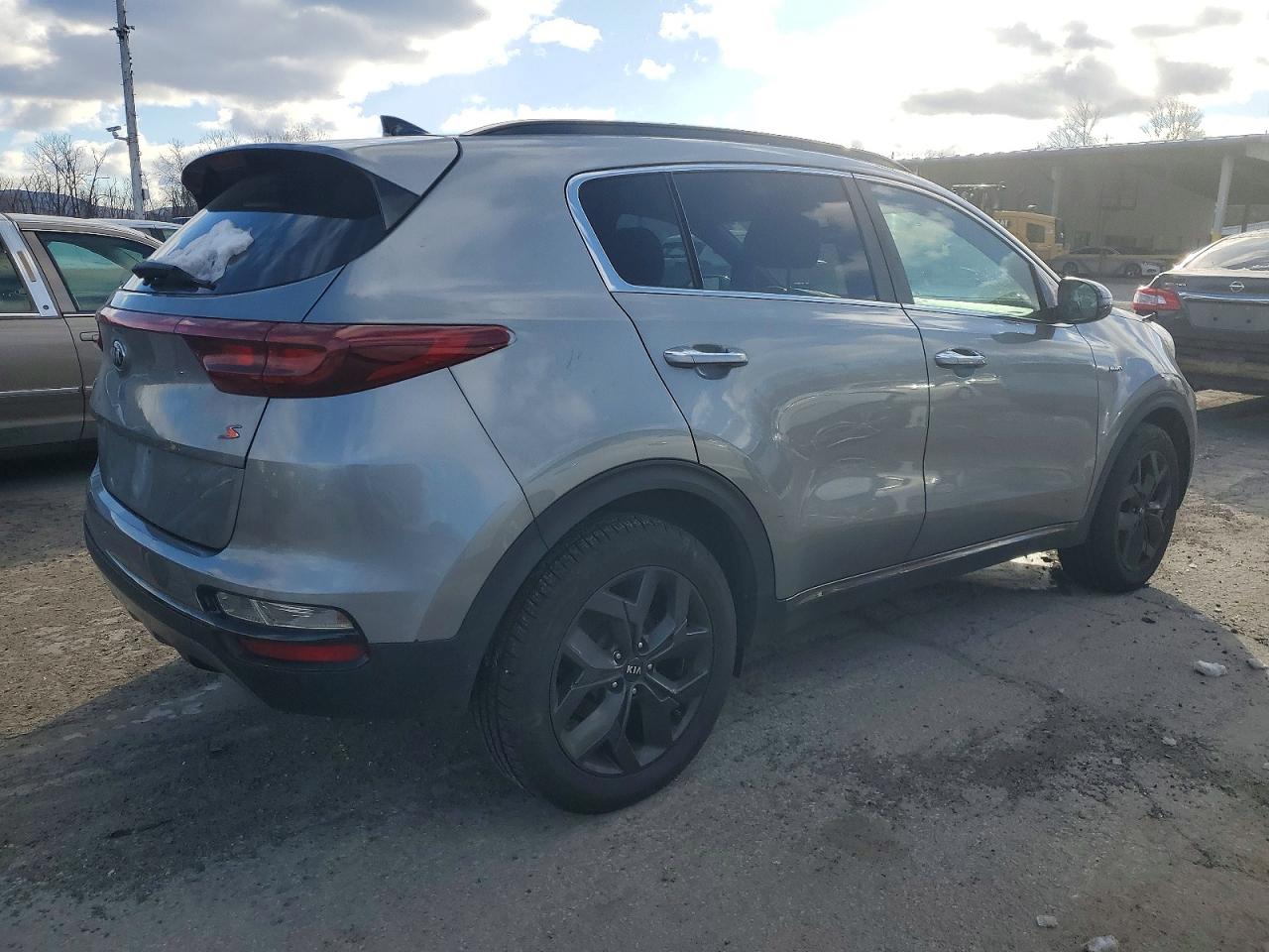 2020 KIA SPORTAGE S photo 5