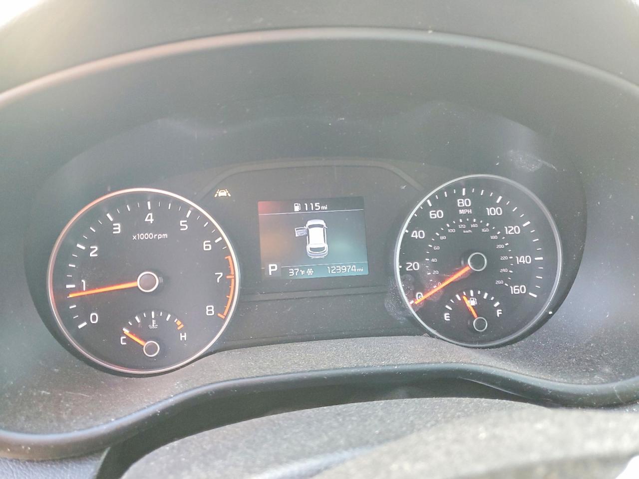 2020 KIA SPORTAGE S photo 17