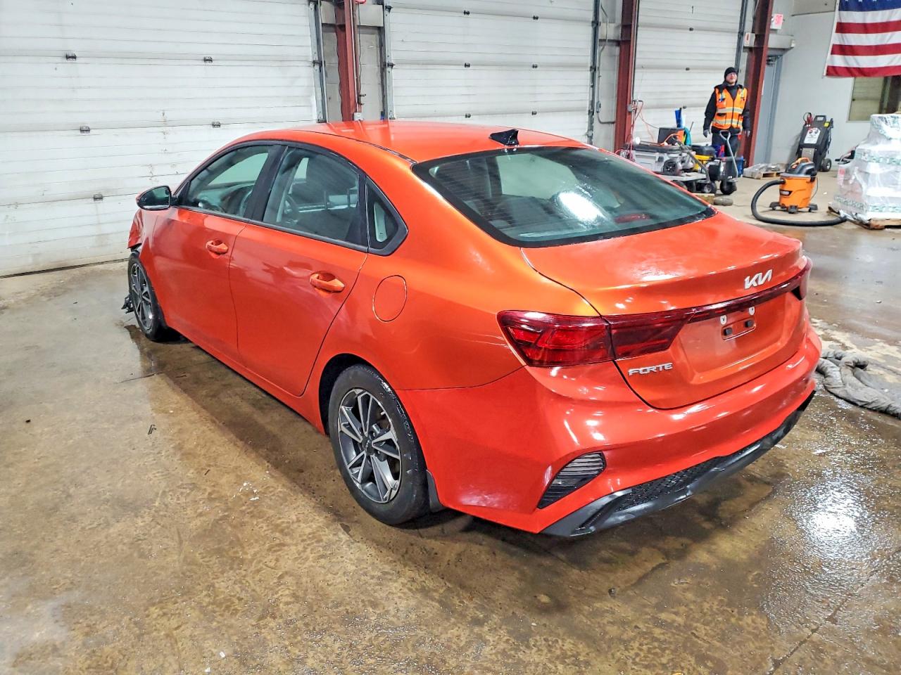 2023 KIA FORTE LX photo 2