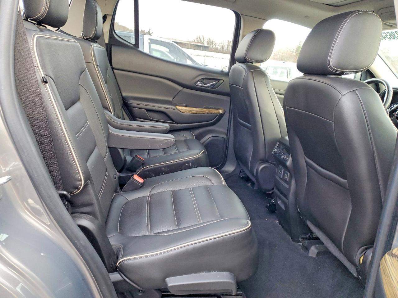 2019 GMC ACADIA DENALI photo 11