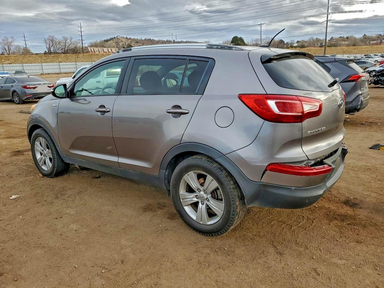 2012 KIA SPORTAGE LX photo 2