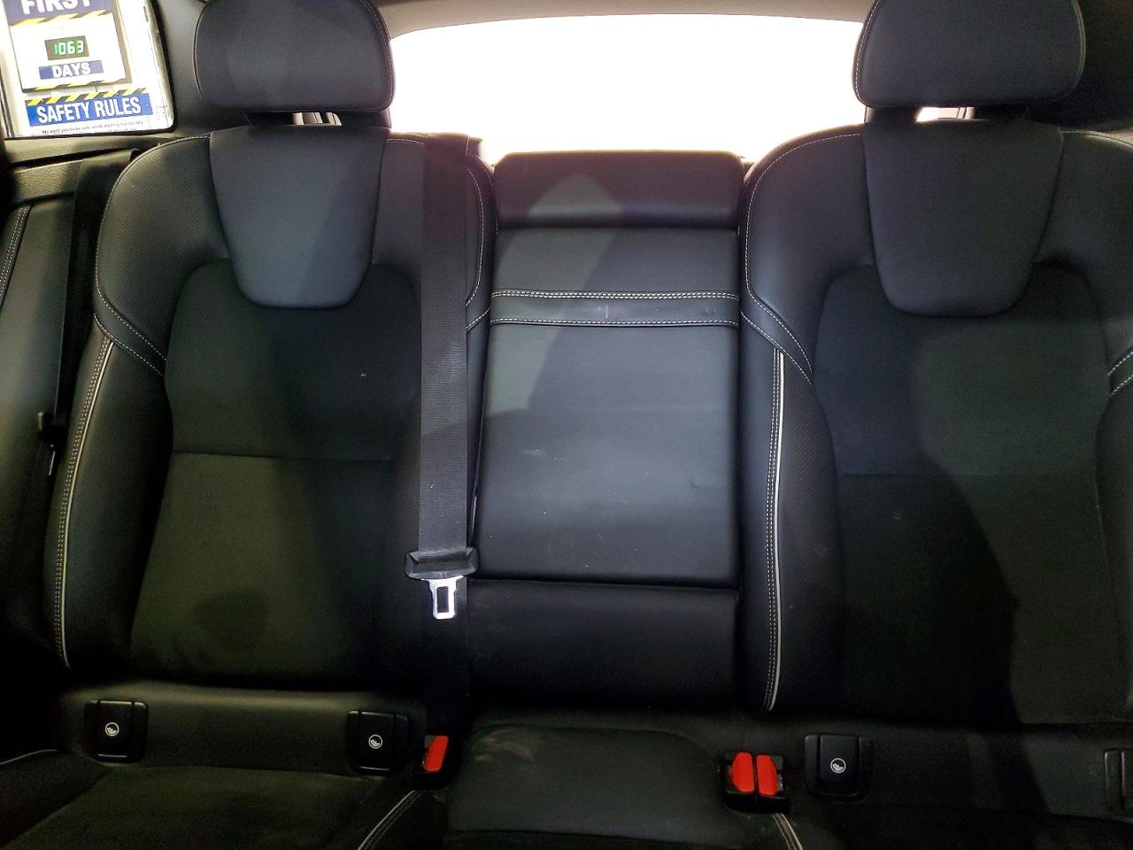 2019 VOLVO XC60 photo 10