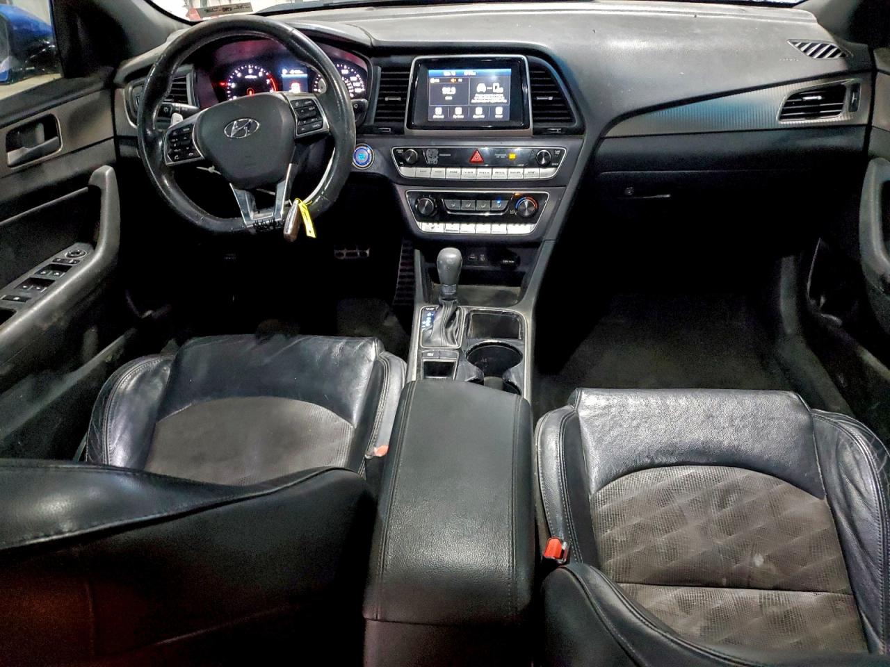 2018 HYUNDAI SONATA SPORT photo 8