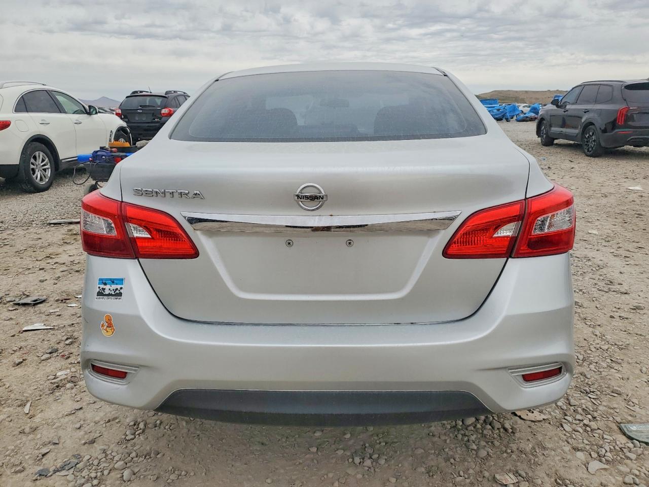 2017 NISSAN SENTRA S photo 6