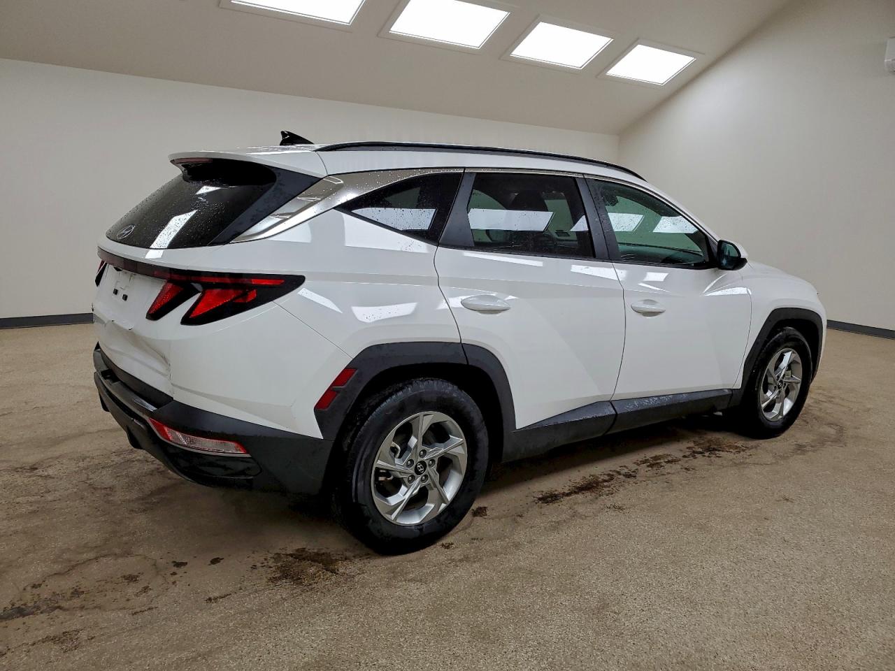 2024 HYUNDAI TUCSON SEL photo 3