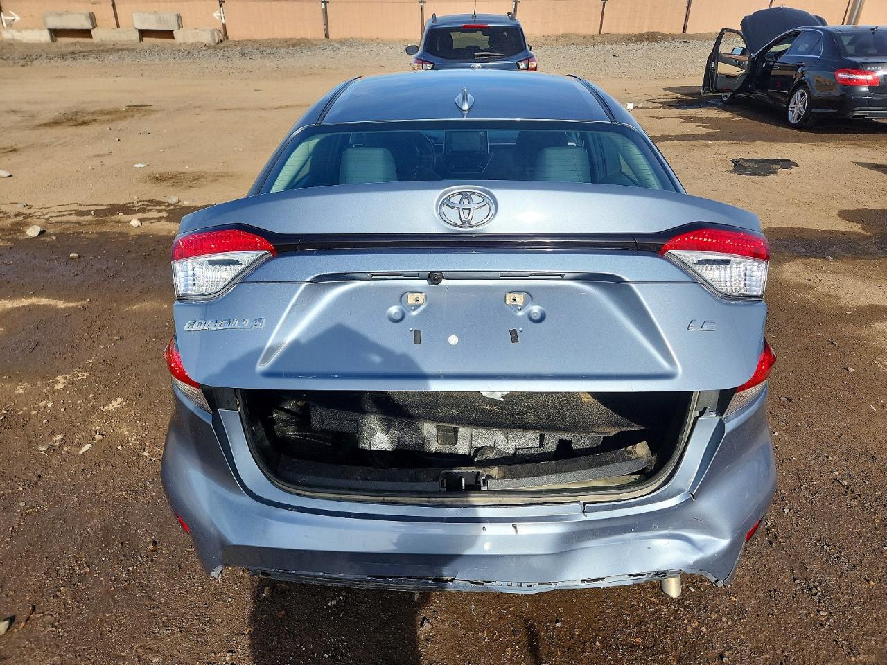 2021 TOYOTA COROLLA LE photo 6