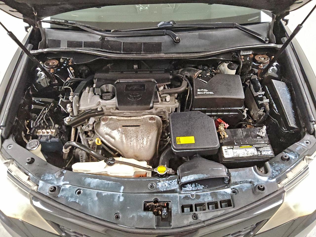 2012 TOYOTA CAMRY BASE photo 11
