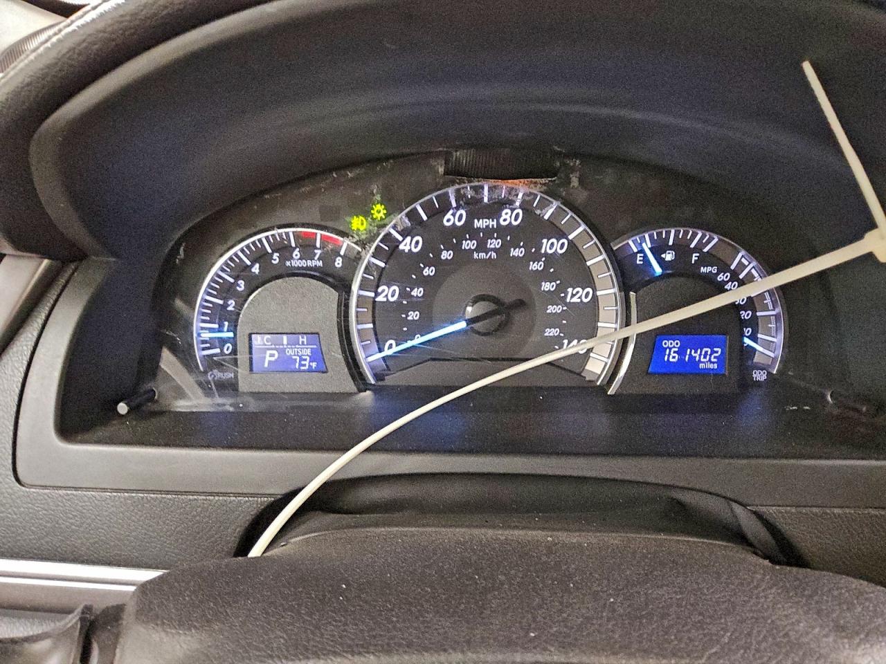 2012 TOYOTA CAMRY BASE photo 9