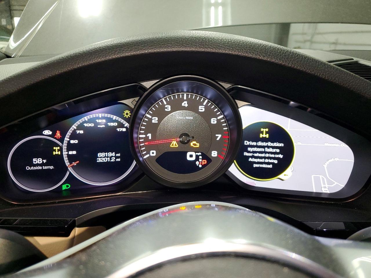2019 PORSCHE CAYENNE photo 9