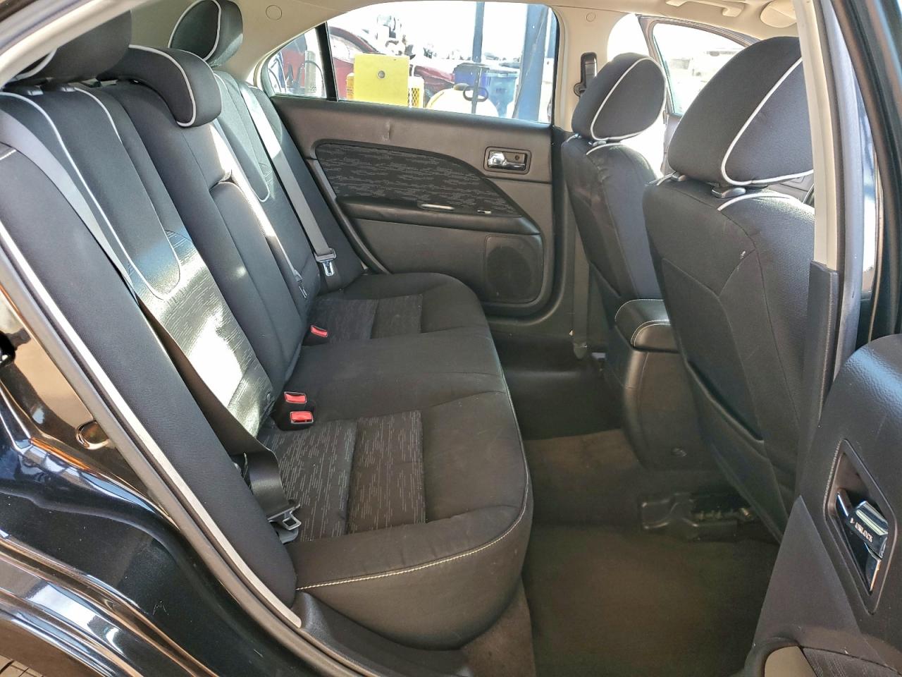 2011 FORD FUSION SE photo 10