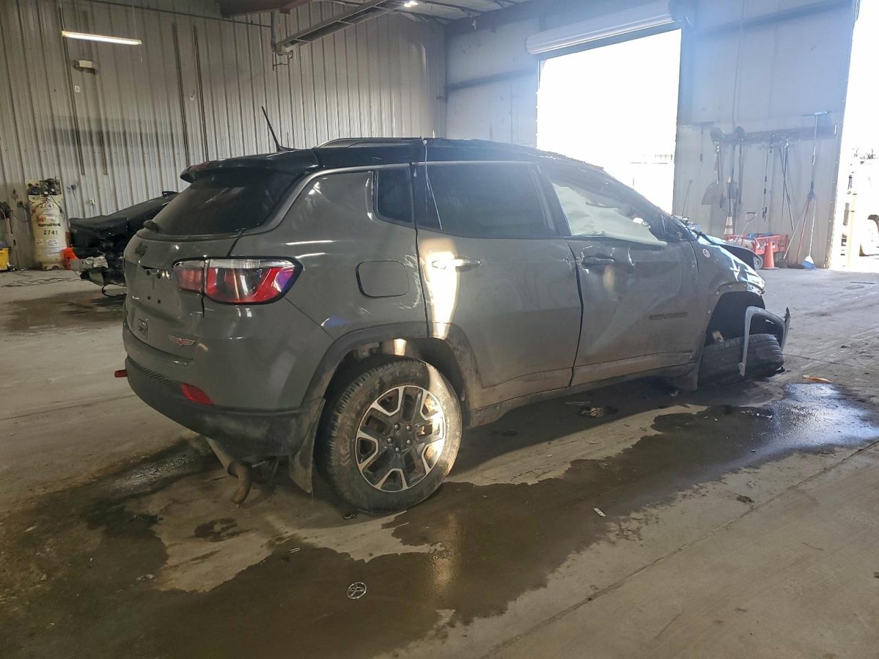2019 JEEP COMPASS TRAILHAWK photo 3