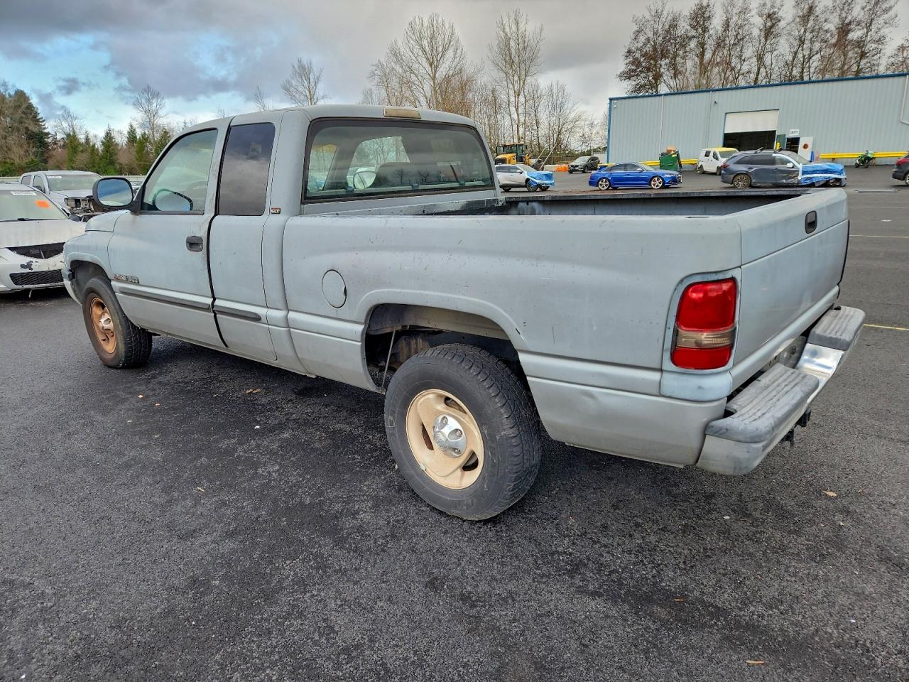 2001 DODGE RAM 1500 photo 2
