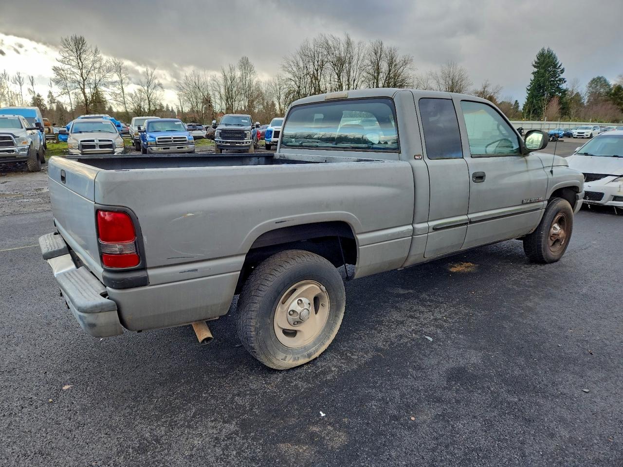2001 DODGE RAM 1500 photo 3