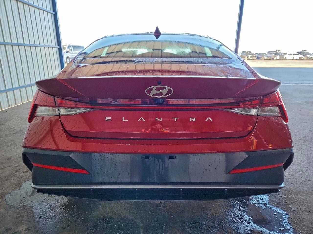 2025 HYUNDAI ELANTRA SEL photo 6