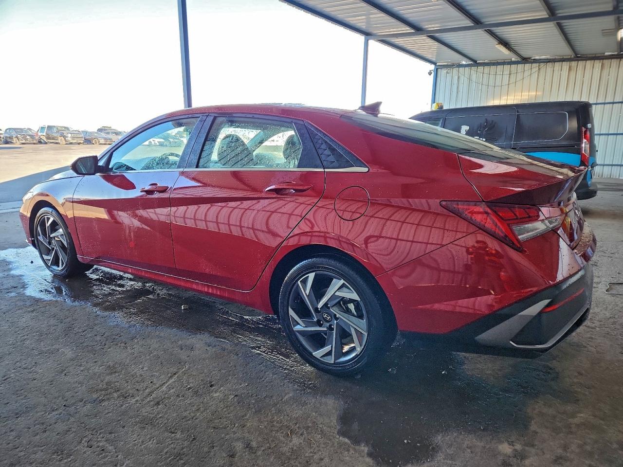 2025 HYUNDAI ELANTRA SEL photo 2