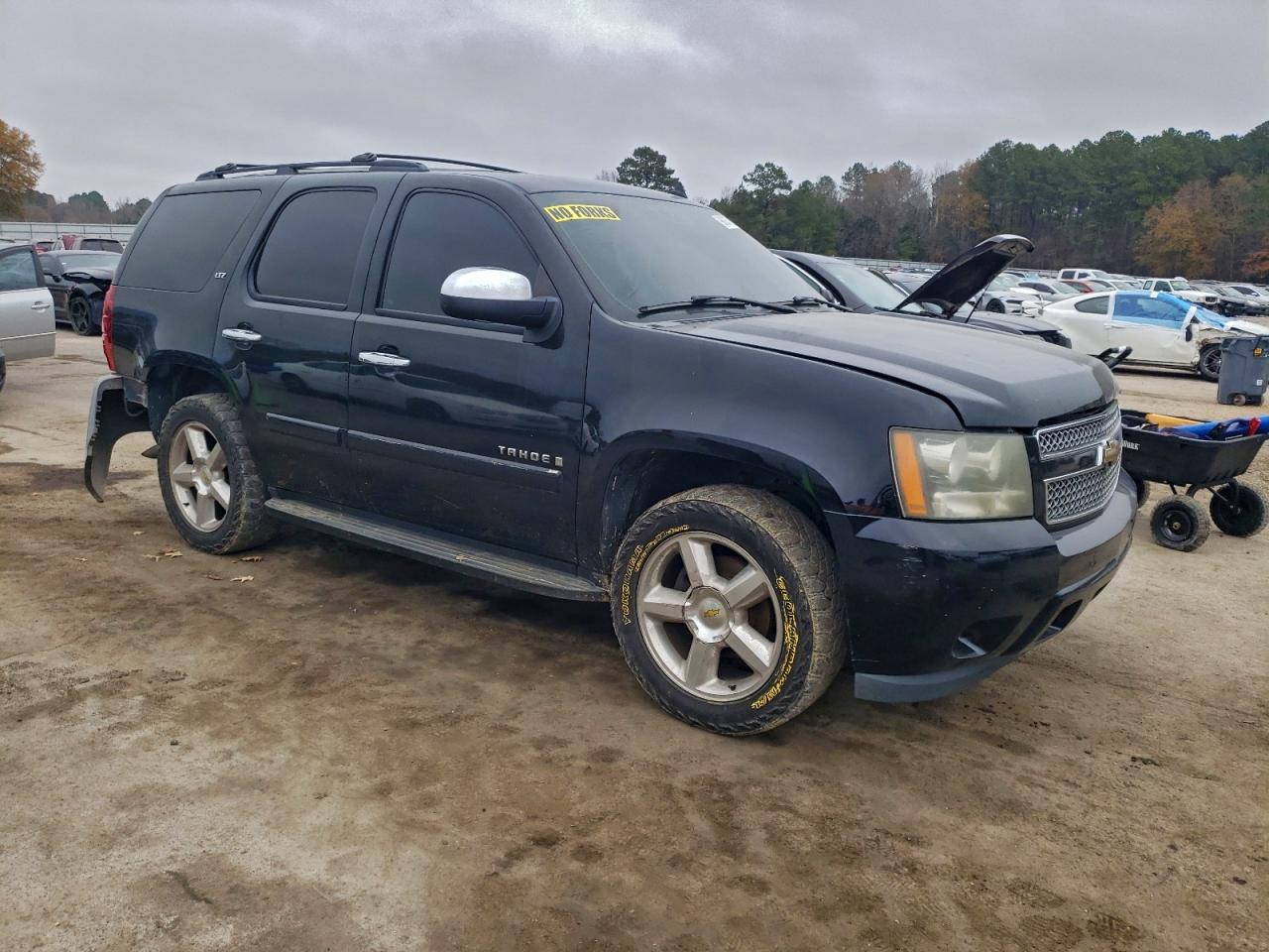 2007 CHEVROLET TAHOE C1500 photo 4