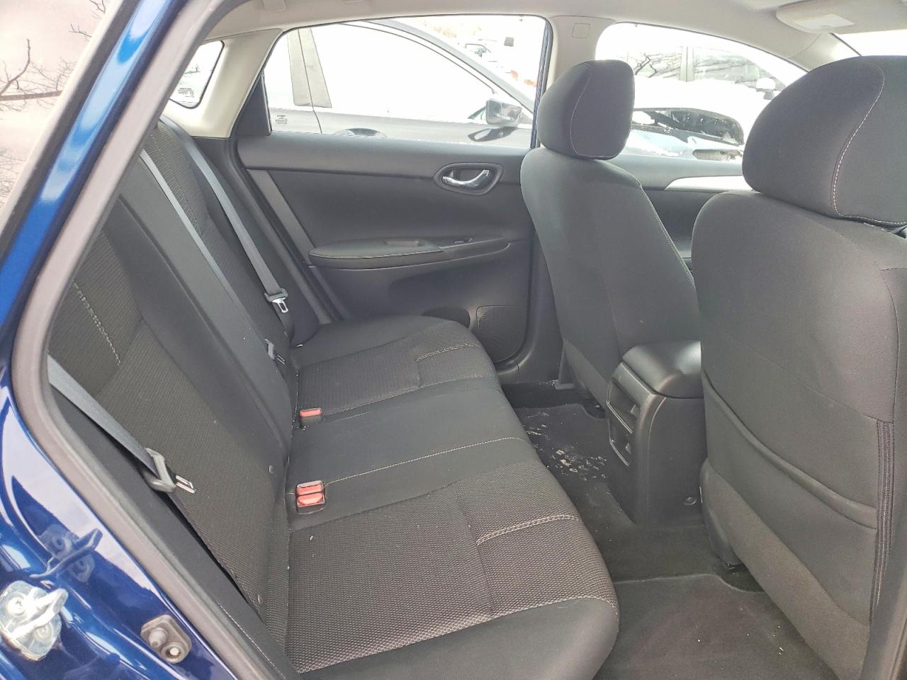 2018 NISSAN SENTRA S photo 10