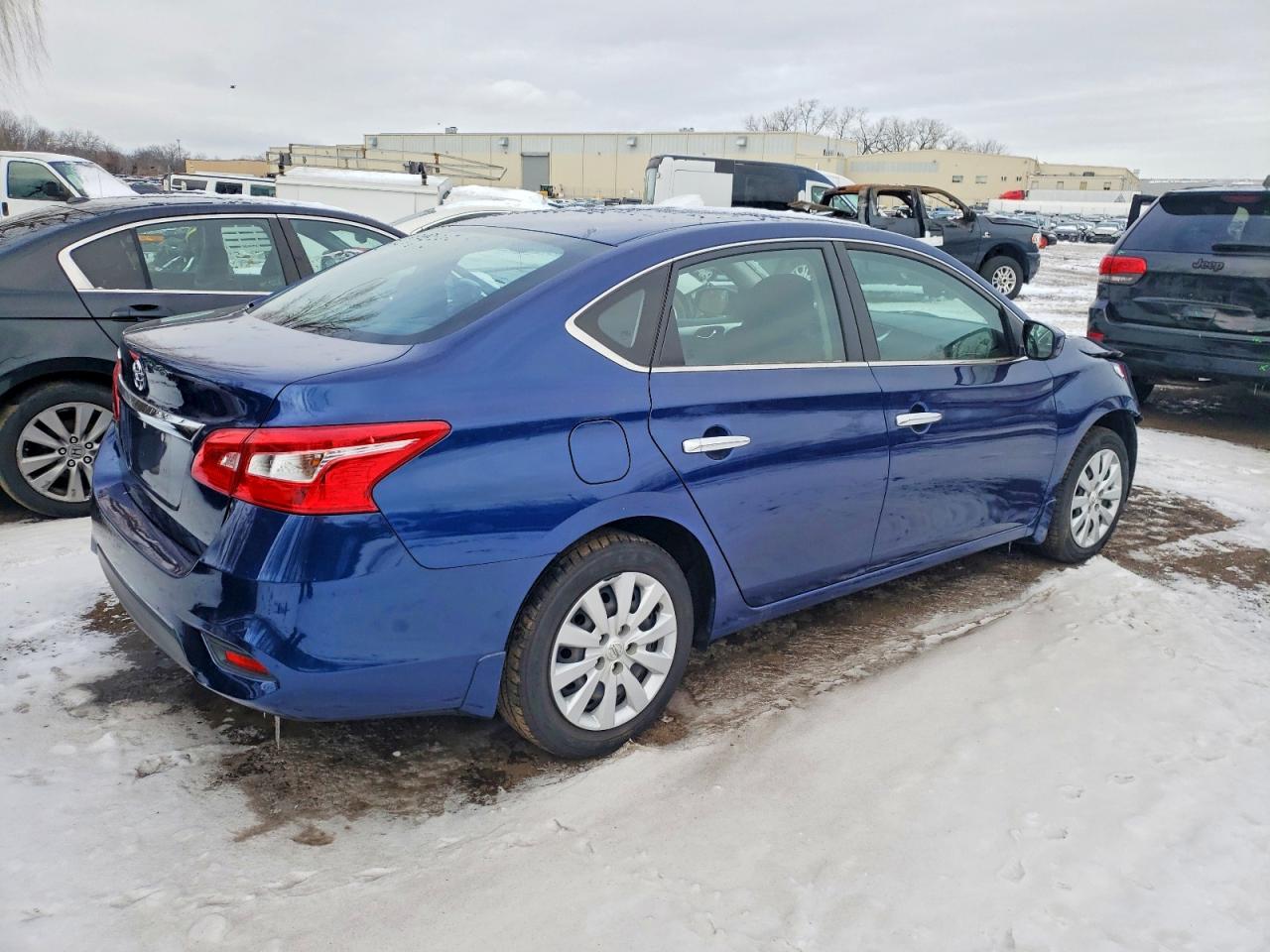 2018 NISSAN SENTRA S photo 3