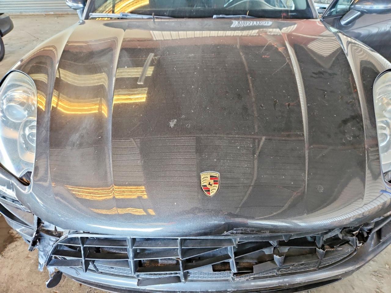2017 PORSCHE MACAN photo 12