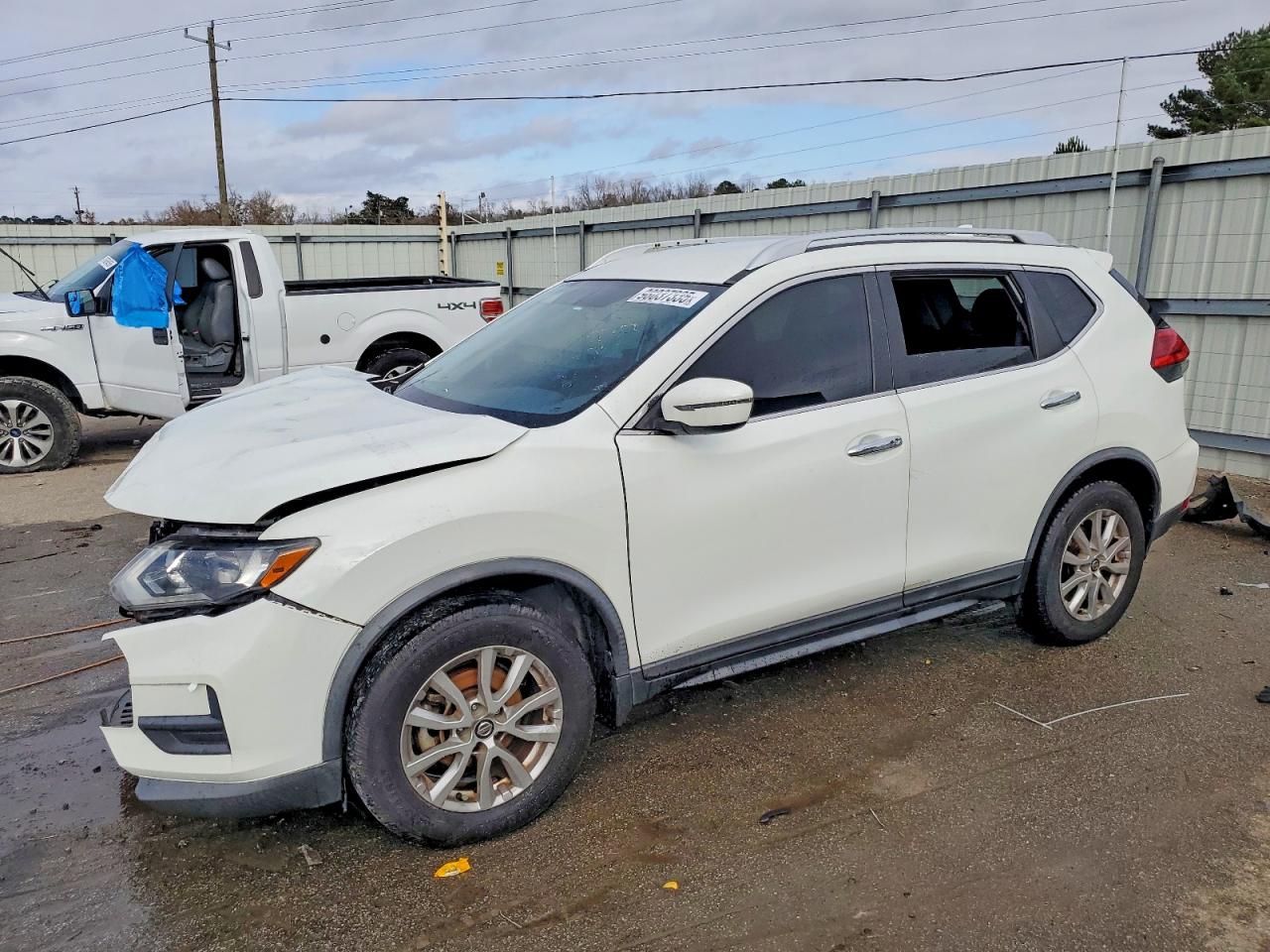 2017 NISSAN ROGUE