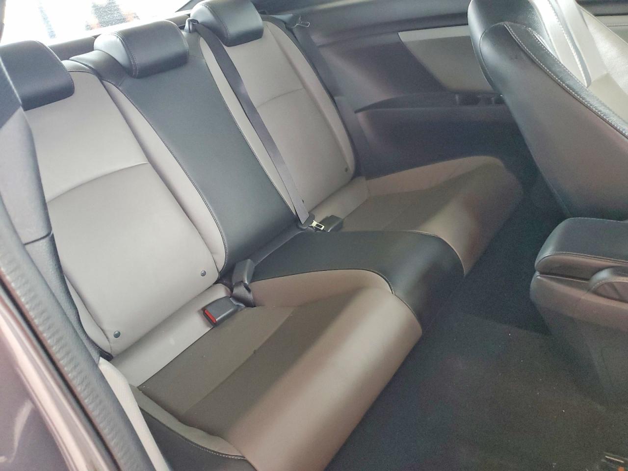 2017 HONDA CIVIC EXL photo 10