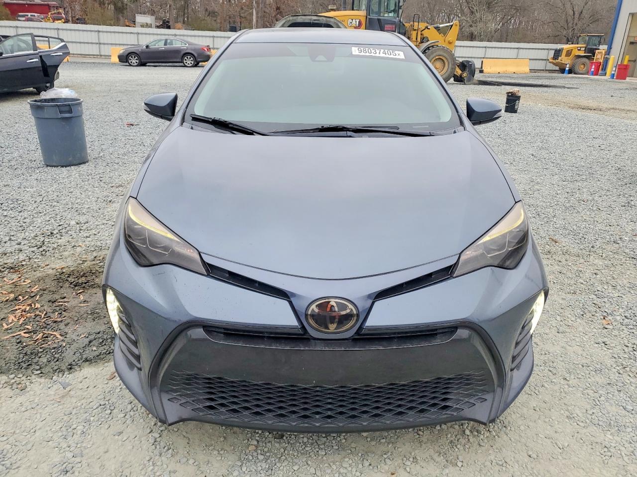 2017 TOYOTA COROLLA L photo 5