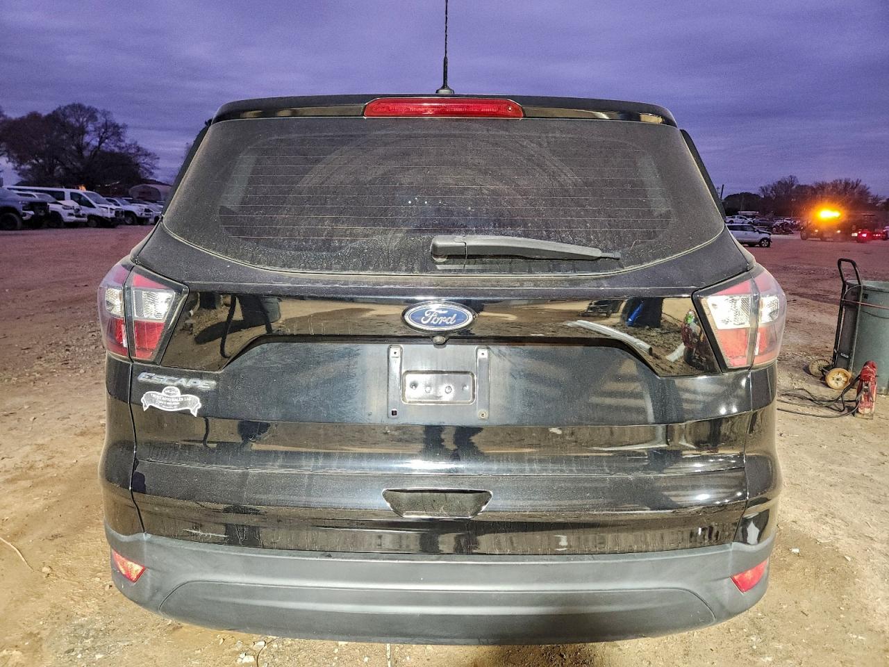 2017 FORD ESCAPE S photo 6
