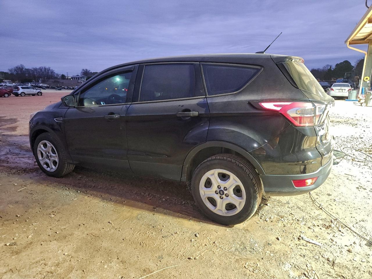 2017 FORD ESCAPE S photo 2