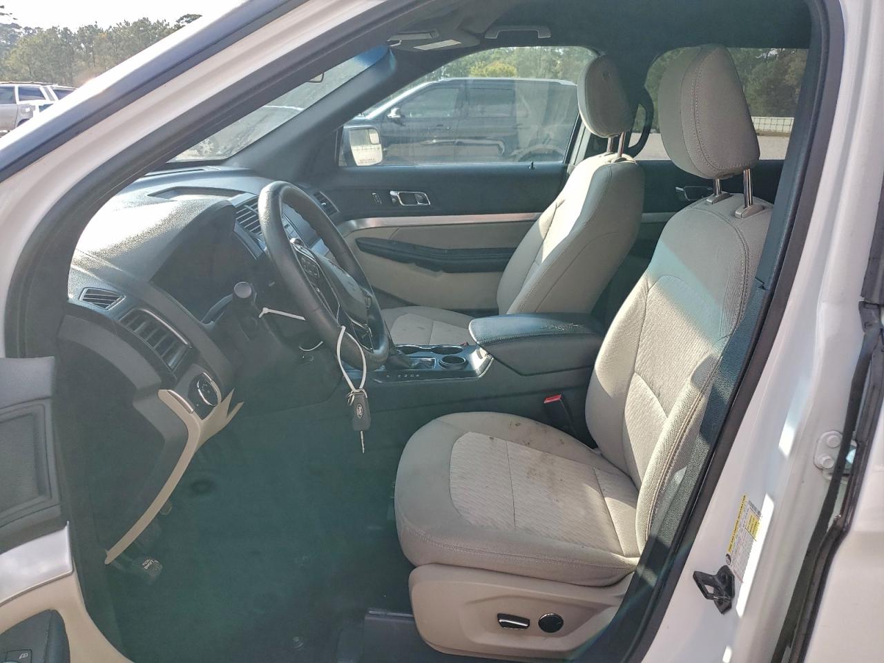 2018 FORD EXPLORER photo 7