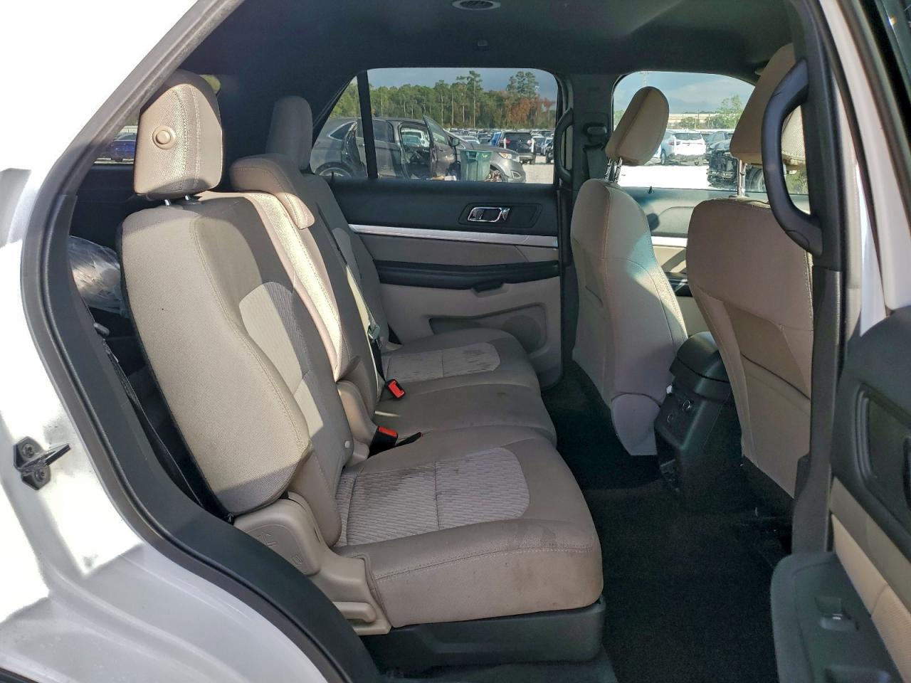 2018 FORD EXPLORER photo 11